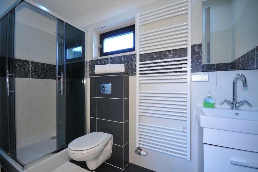 Apartmany Pod Troma Korunami Червены-Клаштор Экстерьер фото