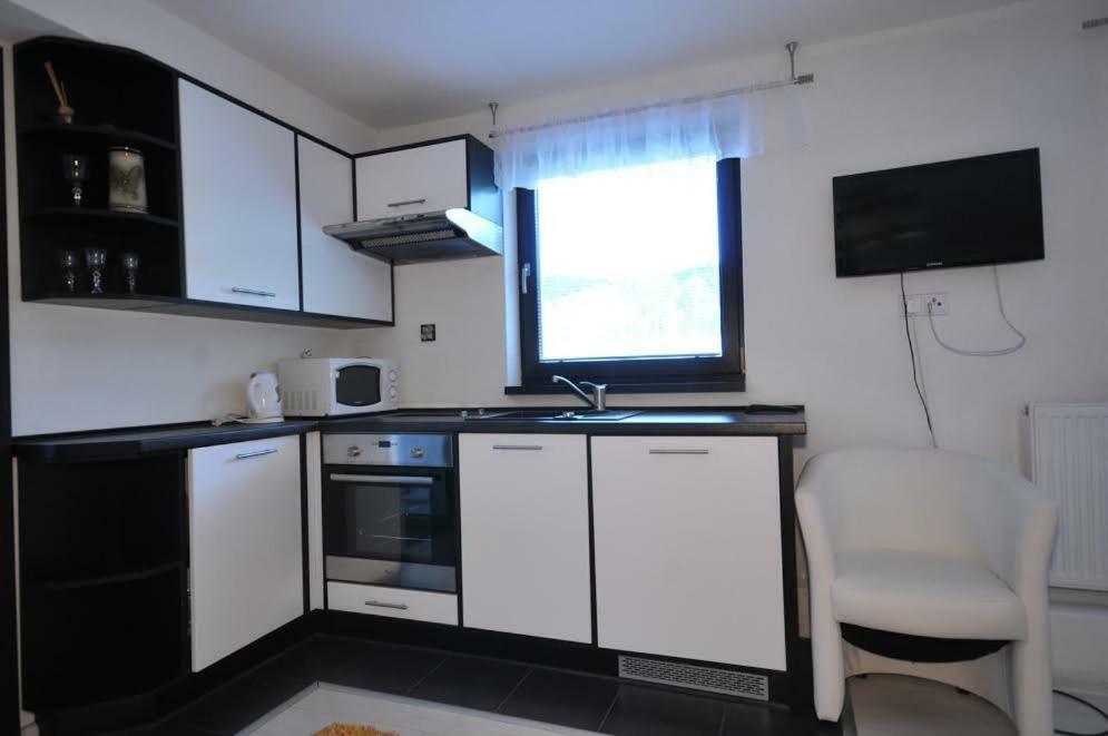 Apartmany Pod Troma Korunami Червены-Клаштор Экстерьер фото
